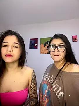 Sweet_and_Rous0 from StripChat is Freechat