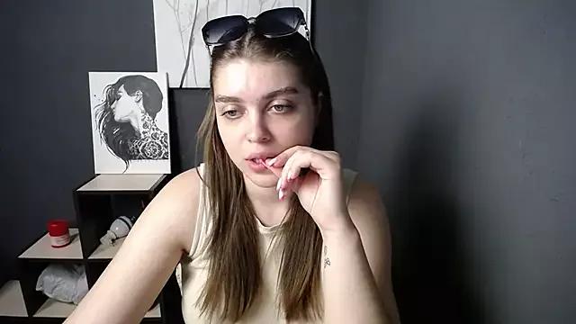 Mad beauty - checkout our excited streamers as they tease to their beloved melodies and slowly squirt for enjoyment to appease your wildest wishes.