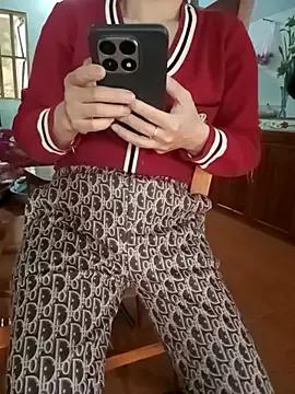 Mad beauty - checkout our excited streamers as they tease to their beloved melodies and slowly squirt for enjoyment to appease your wildest wishes.