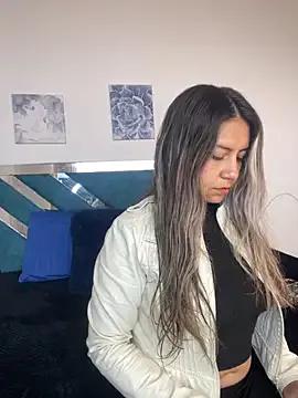 sweetblueberry_ from StripChat is Freechat
