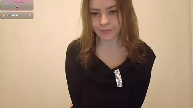 SweetCatherina from StripChat is Freechat