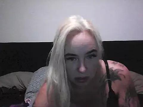 SweetLilith01 from StripChat is Freechat