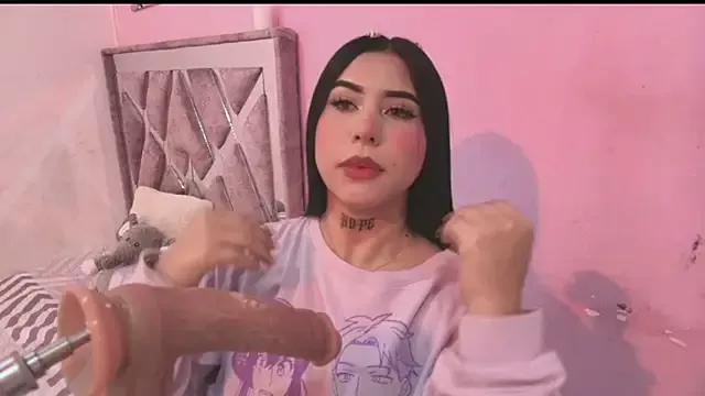 Mad beauty - checkout our excited streamers as they tease to their beloved melodies and slowly squirt for enjoyment to appease your wildest wishes.