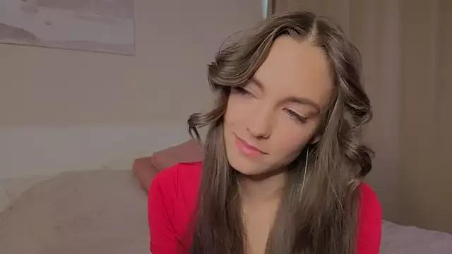 SynnoveBaber from StripChat is Freechat