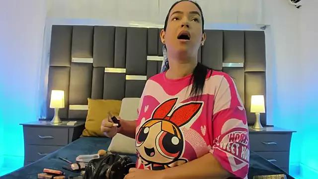 Mad beauty - checkout our excited streamers as they tease to their beloved melodies and slowly squirt for enjoyment to appease your wildest wishes.