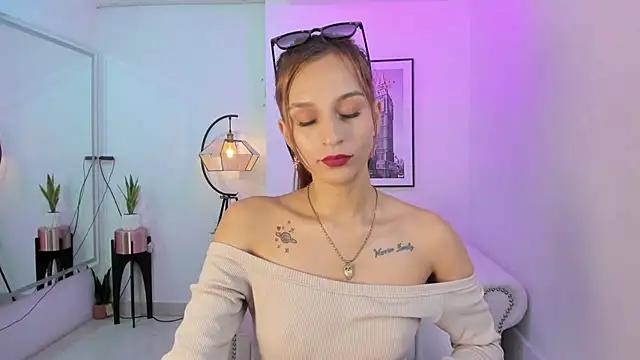 Mad beauty - checkout our excited streamers as they tease to their beloved melodies and slowly squirt for enjoyment to appease your wildest wishes.