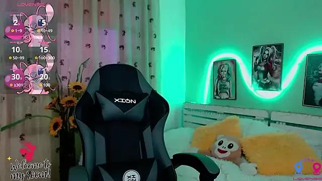Mad beauty - checkout our excited streamers as they tease to their beloved melodies and slowly squirt for enjoyment to appease your wildest wishes.
