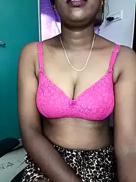 Tamil_kavinila from StripChat is Freechat