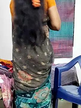 Tamilrojanew from StripChat is Freechat