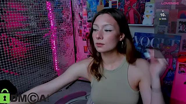 Mad beauty - checkout our excited streamers as they tease to their beloved melodies and slowly squirt for enjoyment to appease your wildest wishes.