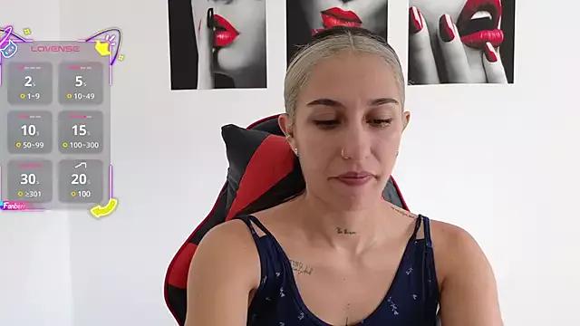 Mad beauty - checkout our excited streamers as they tease to their beloved melodies and slowly squirt for enjoyment to appease your wildest wishes.