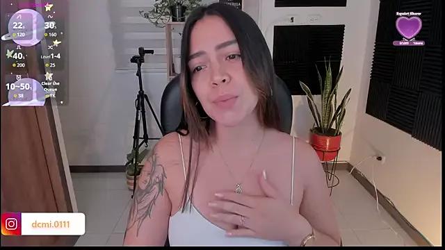 Mad beauty - checkout our excited streamers as they tease to their beloved melodies and slowly squirt for enjoyment to appease your wildest wishes.