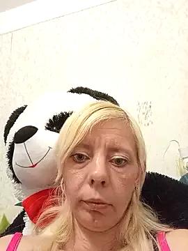 TatiSexy1 from StripChat is Freechat