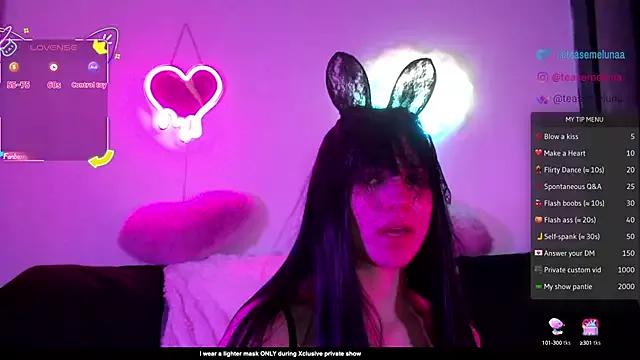 TeaseMeLuna_ from StripChat is Freechat