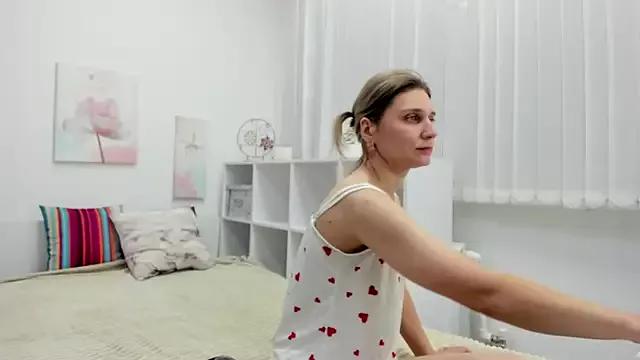 Mad beauty - checkout our excited streamers as they tease to their beloved melodies and slowly squirt for enjoyment to appease your wildest wishes.