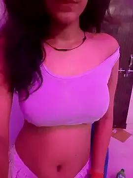Teri_lella from StripChat is Freechat