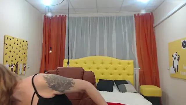 Mad beauty - checkout our excited streamers as they tease to their beloved melodies and slowly squirt for enjoyment to appease your wildest wishes.