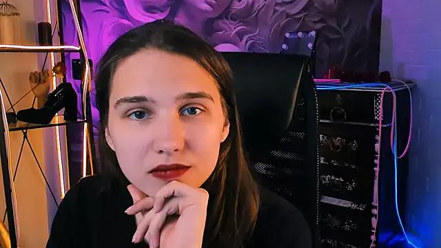 TessaMill from StripChat is Freechat