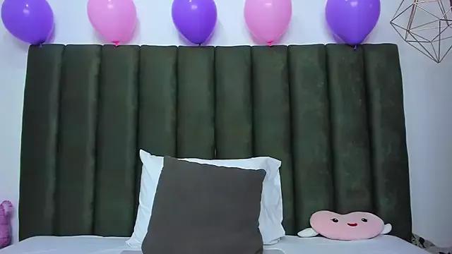 Mad beauty - checkout our excited streamers as they tease to their beloved melodies and slowly squirt for enjoyment to appease your wildest wishes.