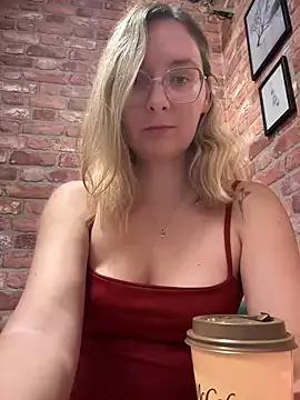 Photos of The_Snowwhitee from StripChat is Freechat