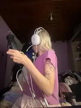 Mad beauty - checkout our excited streamers as they tease to their beloved melodies and slowly squirt for enjoyment to appease your wildest wishes.