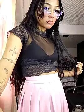 Mad beauty - checkout our excited streamers as they tease to their beloved melodies and slowly squirt for enjoyment to appease your wildest wishes.