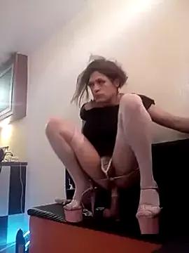 transreyna from StripChat is Freechat