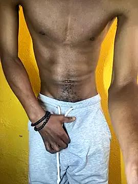 triplebeast from StripChat is Freechat