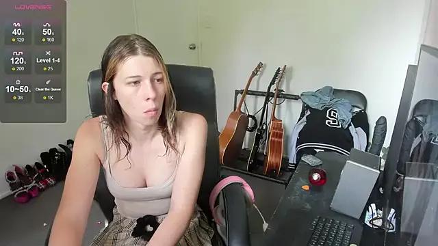 Mad beauty - checkout our excited streamers as they tease to their beloved melodies and slowly squirt for enjoyment to appease your wildest wishes.