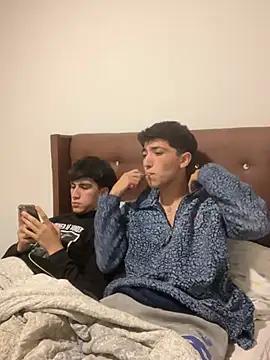 TusBellakitos from StripChat is Freechat