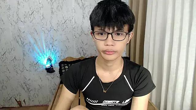 Twinkle_Star from StripChat is Freechat