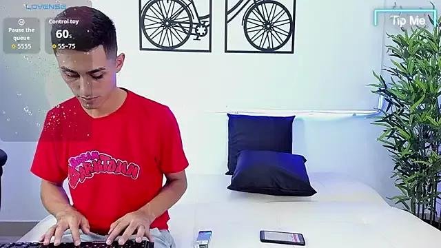 twinks_flame from StripChat is Freechat