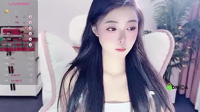 Ubela_7 from StripChat is Freechat