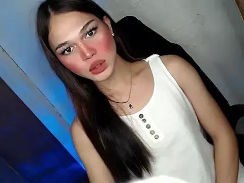 Ur_kathelena from StripChat is Freechat