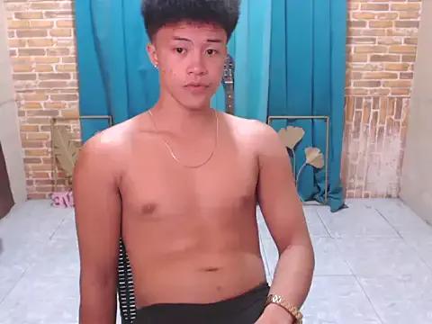 ur_naughtyboy_patrick from StripChat is Freechat