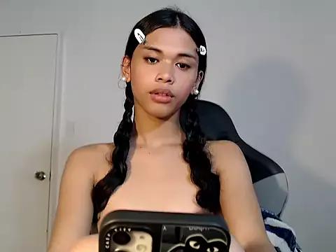 Mad beauty - checkout our excited streamers as they tease to their beloved melodies and slowly squirt for enjoyment to appease your wildest wishes.