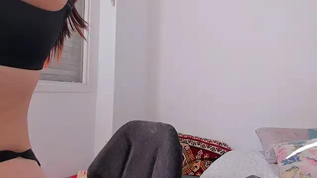 Mad beauty - checkout our excited streamers as they tease to their beloved melodies and slowly squirt for enjoyment to appease your wildest wishes.