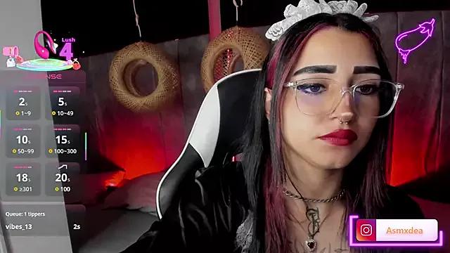 Mad beauty - checkout our excited streamers as they tease to their beloved melodies and slowly squirt for enjoyment to appease your wildest wishes.