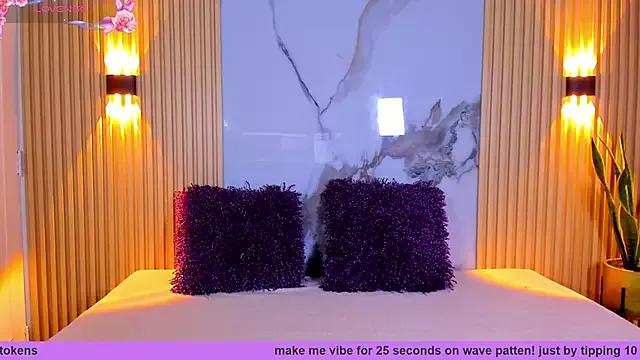Mad beauty - checkout our excited streamers as they tease to their beloved melodies and slowly squirt for enjoyment to appease your wildest wishes.