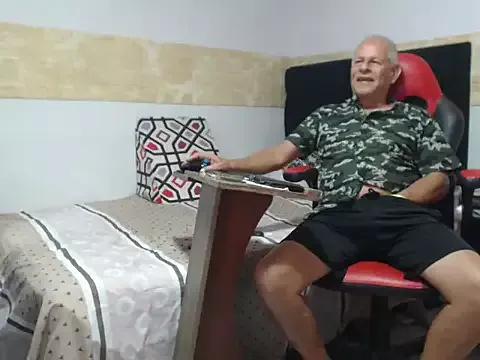 Photos of VALENTINO1983_ from StripChat is Freechat