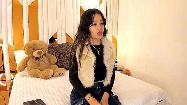 Mad beauty - checkout our excited streamers as they tease to their beloved melodies and slowly squirt for enjoyment to appease your wildest wishes.