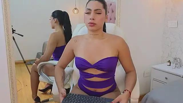 Mad beauty - checkout our excited streamers as they tease to their beloved melodies and slowly squirt for enjoyment to appease your wildest wishes.