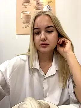 VanillaCakes from StripChat is Freechat