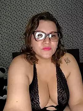 veludolunar from StripChat is Freechat