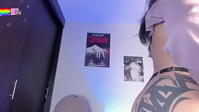 Velvet_Moon1 from StripChat is Freechat