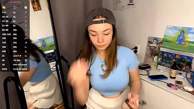 VelvetKate from StripChat is Freechat