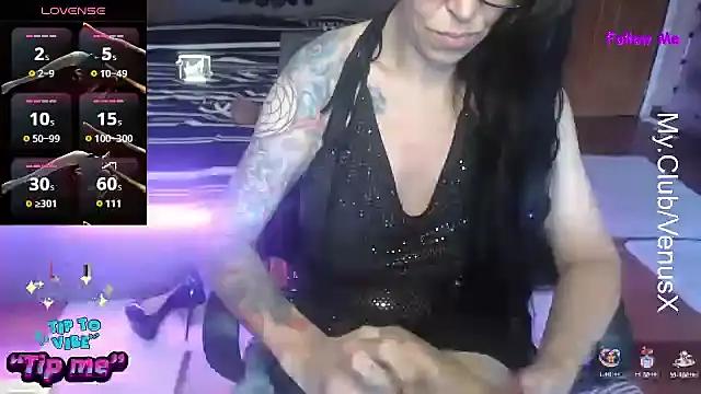 Mad beauty - checkout our excited streamers as they tease to their beloved melodies and slowly squirt for enjoyment to appease your wildest wishes.