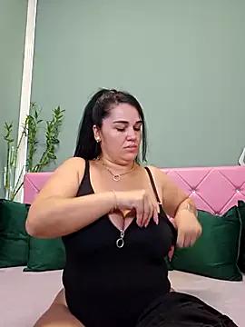 VickyDivinee from StripChat is Freechat