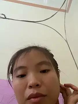 viluna from StripChat is Freechat