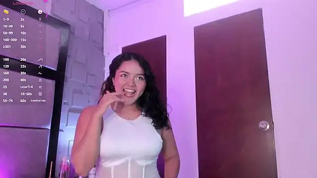 VioletteCourt from StripChat is Freechat